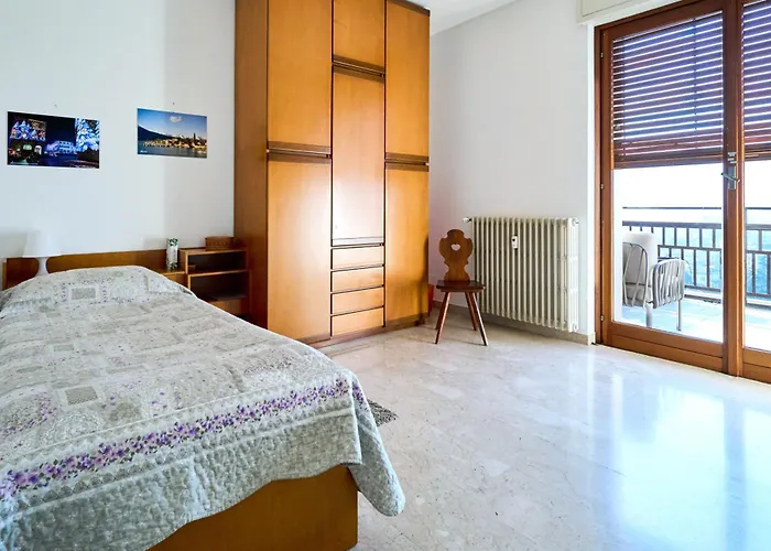 Aerie Esmeralda דירה קומו