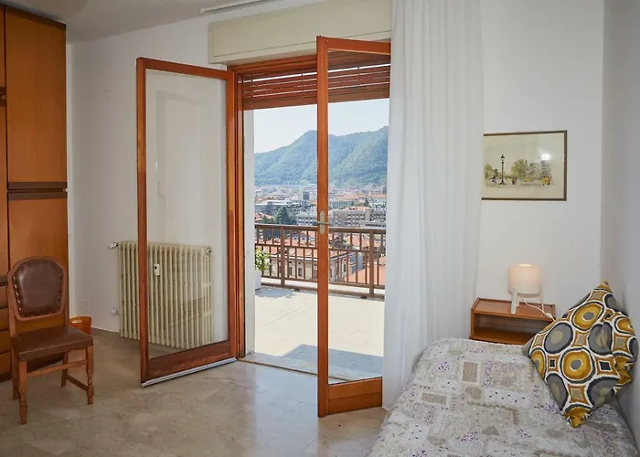 Aerie Esmeralda Appartement Como